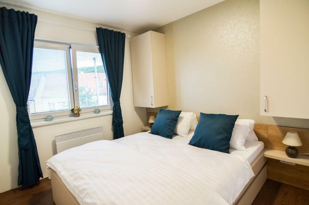 Apartmany Milovice Milovice  Buitenkant foto